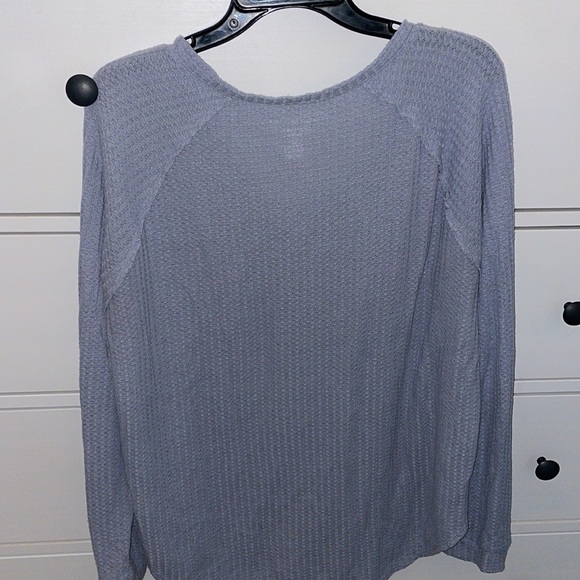 AE Long sleeeve - Picture 4 of 4